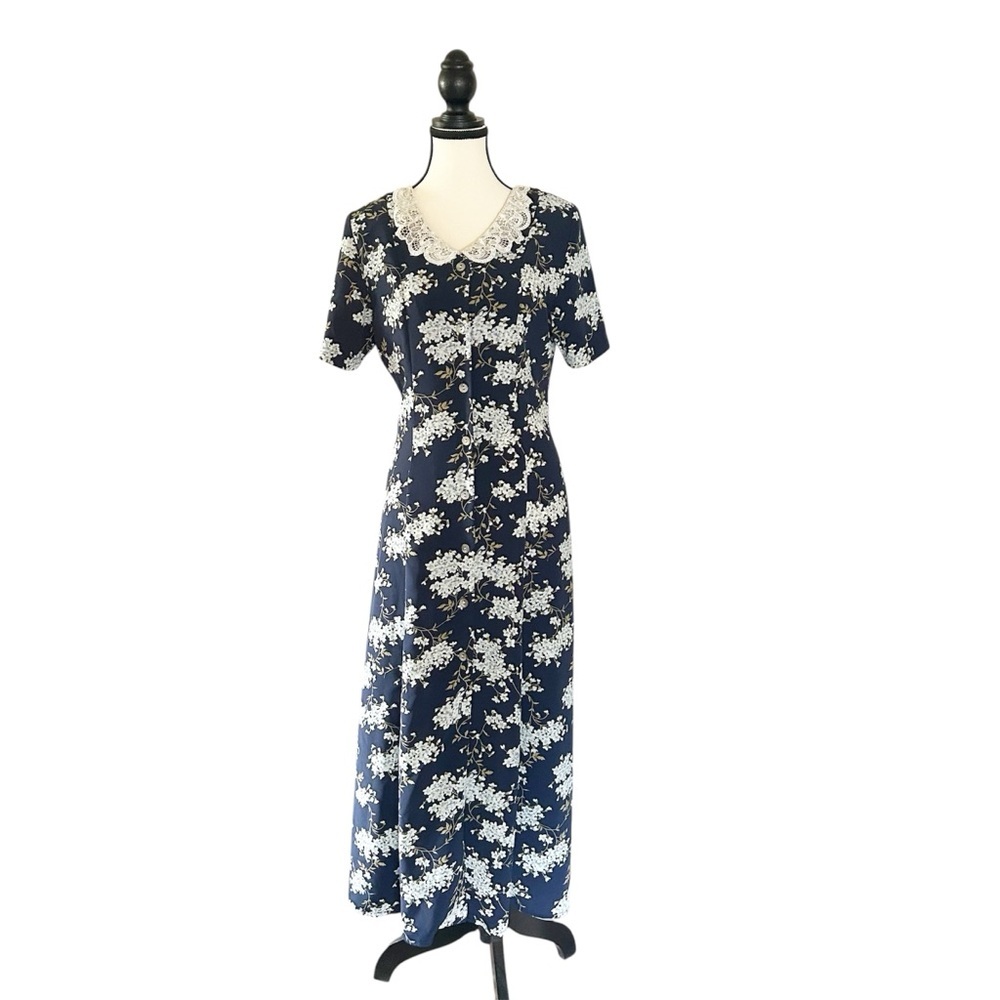 Vintage 90’s Navy and Light Blue Floral Dress Lace Collar Shoulder Pads